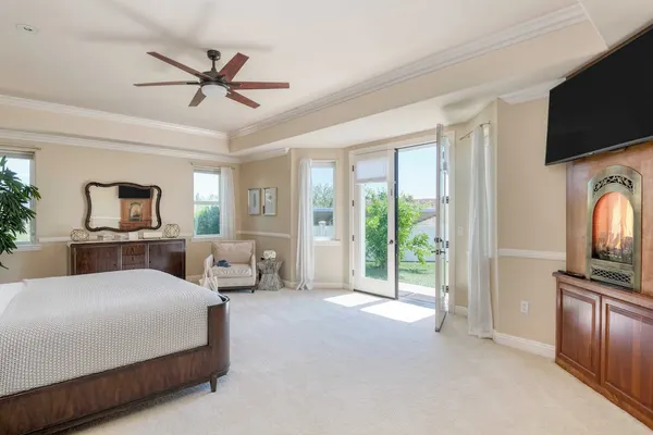 Photo 1 - Grand Contento by Avantstay Extraordinary Estate w/ Pool & Movie Room