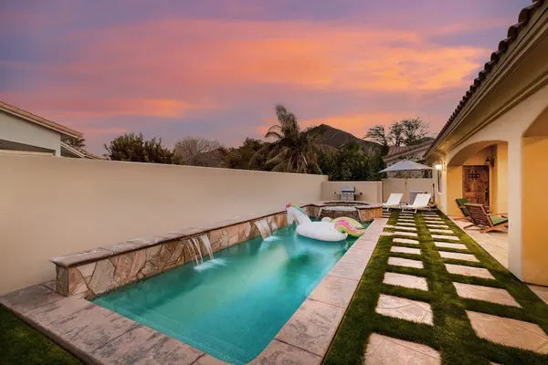 Photo 1 - Amarilla by Avantstay Peaceful Paradise w/ Pool, Spa & Theatre Room