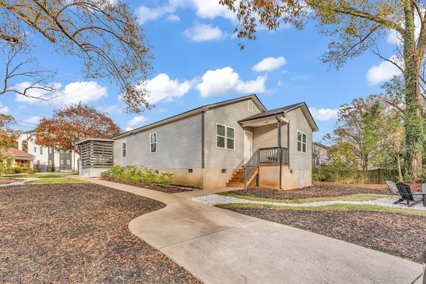 Photo 1 - Charlotte Spacious Home