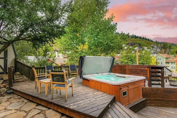 Photo 1 - Hillside Overlook by Avantstay Quiet Mountain Getaway w/ Incredible Views!