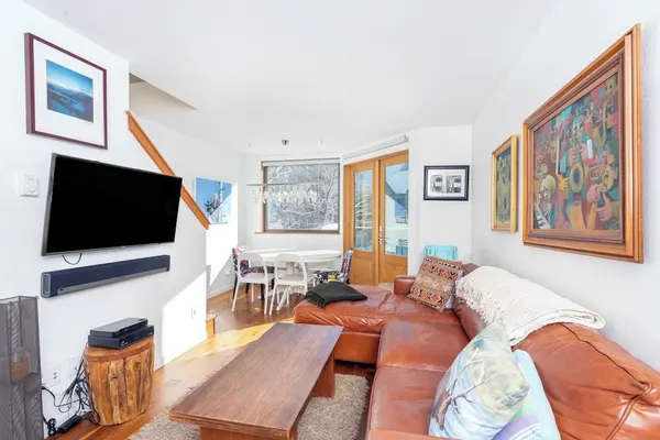 Photo 1 - Plunge E by Avantstay Gorgeous Townhouse in DT Telluride!