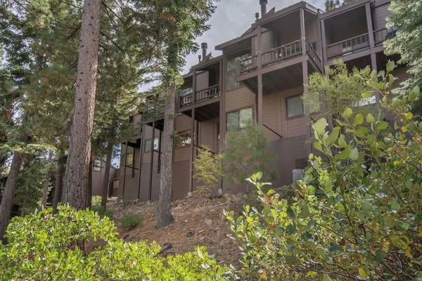 Photo 1 - Hawk's Eye by Avantstay Cozy Condo w/ Views & Access to Northstar Resort Community