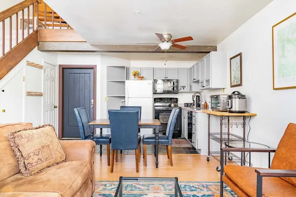 Photo 1 - Columbia Place 5 by Avantstay Ski-in/ski-out Unit in Great Location!