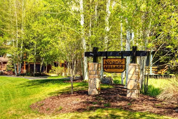 Photo 1 - Nordic Retreat 5 Bedrooms PAC-2410 by KBM