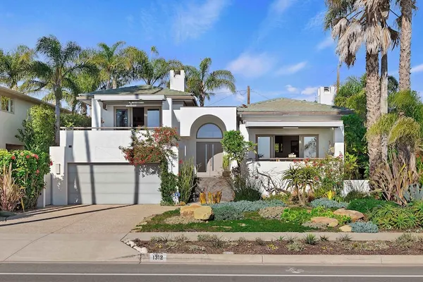 Photo 1 - Shoreline Park House