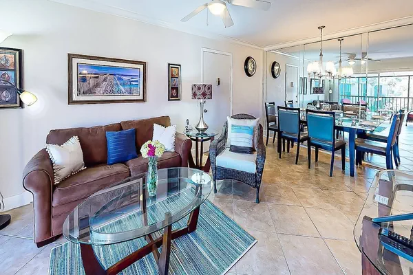 Photo 1 - White Sands & Seashells, 1 BR 2nd Fl