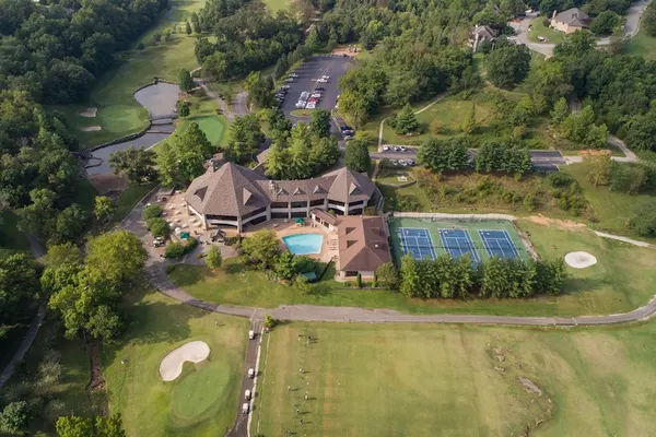 Photo 1 - Sunset Bunker 3 Bedroom Condo by RedAwning