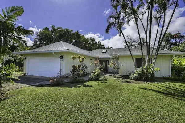 Photo 1 - Hale Iolani 3 Bedroom Home by RedAwning