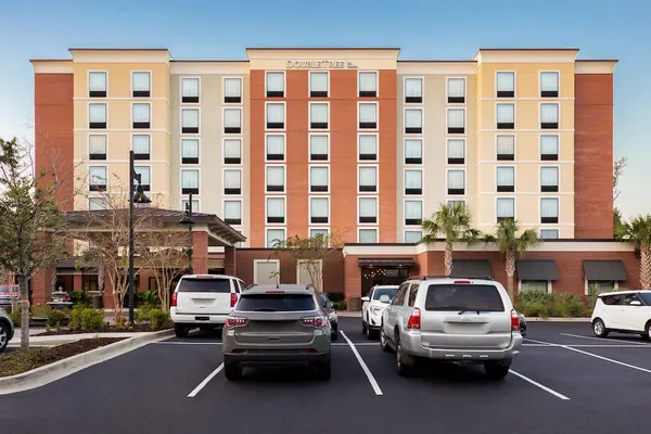 Photo 1 - DoubleTree by Hilton Charleston Mount Pleasant