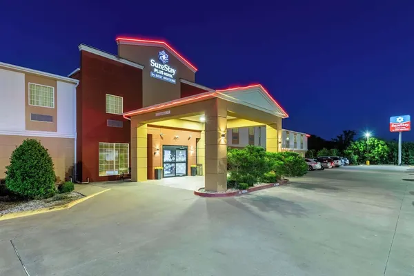 Photo 1 - SureStay Plus Hotel by Best Western Owasso Tulsa North