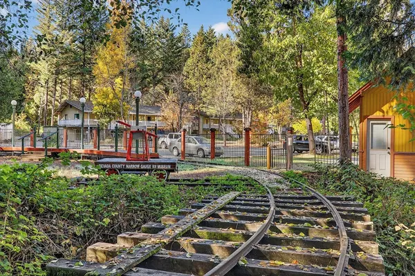 Photo 1 - Northern Queen Inn