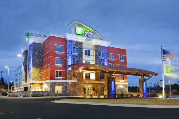 Photo 1 - Holiday Inn Express & Suites Hot Springs, an IHG Hotel