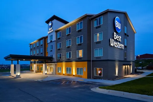 Photo 1 - Best Western Roosevelt Place Hotel