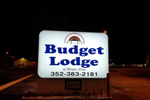 Photo 1 - Budget Lodge of Mount Dora