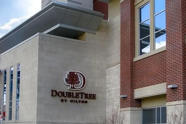 Photo 1 - Doubletree By Hilton Lawrenceburg