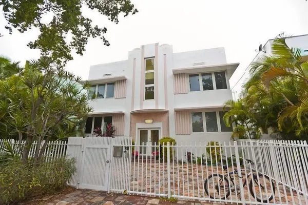 Photo 1 - Luxury Star Suite