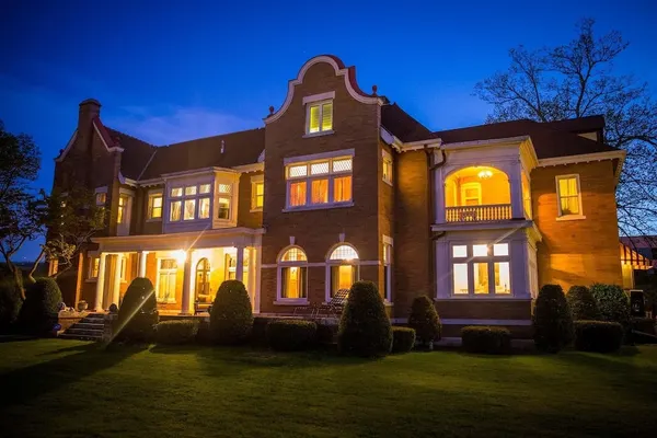 Photo 1 - Hazeltine Boutique Hotel BnB