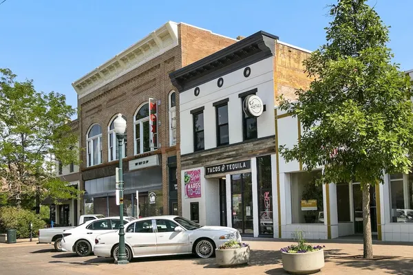 Photo 1 - Inviting Bungalow Next to Unc - Free Cruiser Bikes!