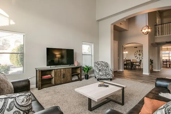 Photo 1 - Massive 5 Bdrm Getaway W/pool, Hot Tub, Game Room!