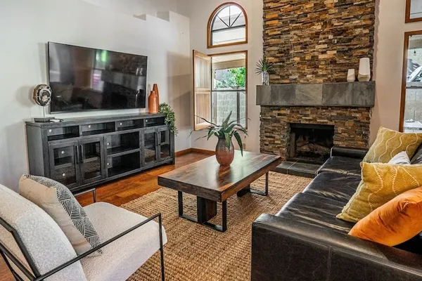 Photo 1 - Entertainers Dream in Scottsdale W/pool and Games!
