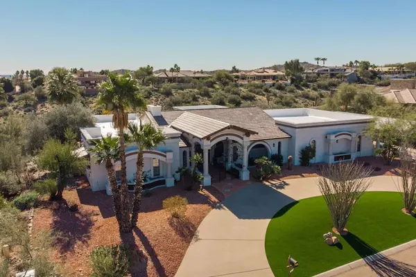 Photo 1 - Spectacular Fountain Hills 5 Bdrm W/pool and Views