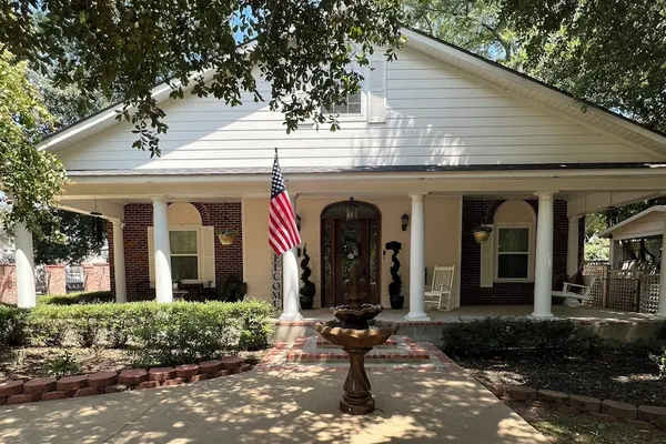 Photo 1 - Opus House