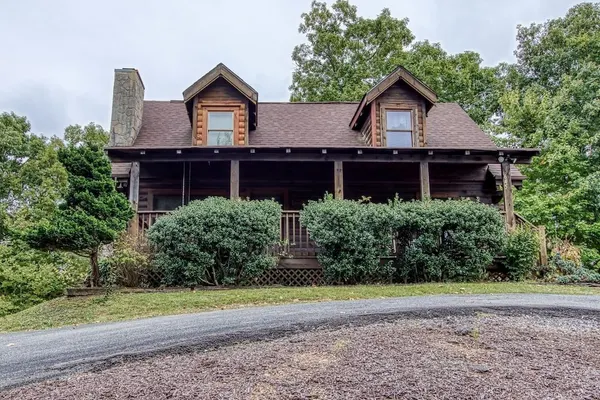 Photo 1 - Er2 - Heavenly View Great Location! - Close To Town! 2 Bedroom Cabin by RedAwning