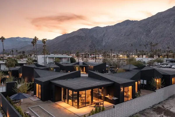 Photo 1 - Blackhaus Suites by AvantStay – Modern Comfort in Downtown Palm Springs