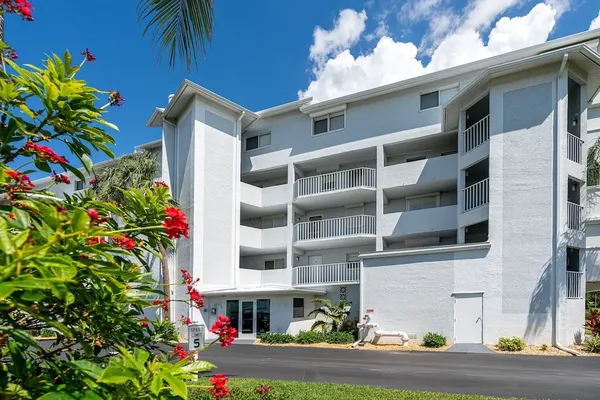 Photo 1 - Royal Pelican - New Listing - 4511 Bay Beach Ln 2 Bedroom Condo by RedAwning