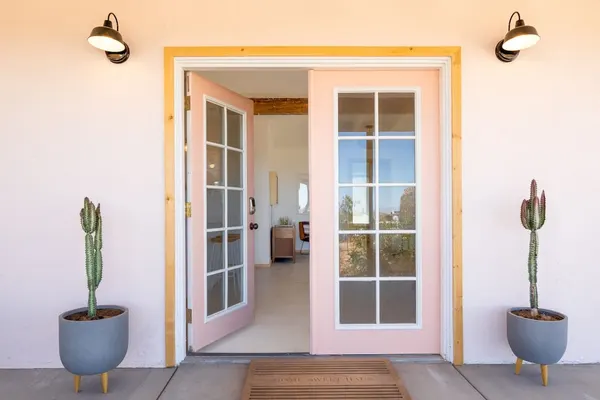 Photo 1 - Flamingo Ranch - Dreamy Desert Design With Hot Tub 2 Bedroom Home by RedAwning