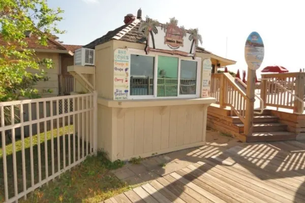 Photo 1 - Coral Reef Retreat 1 Bedroom Villa by RedAwning