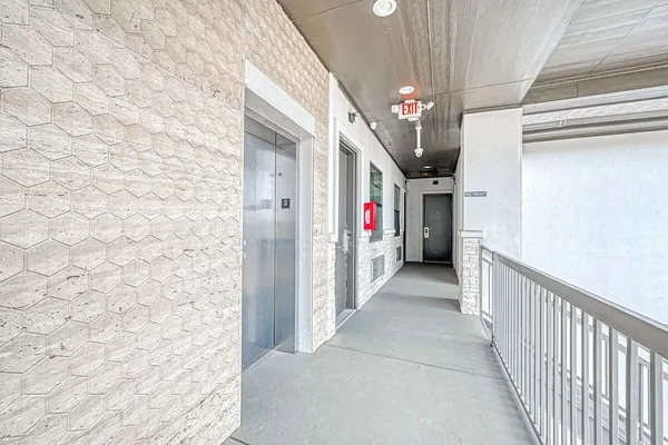 Photo 1 - Comfeeni Inn and Suites