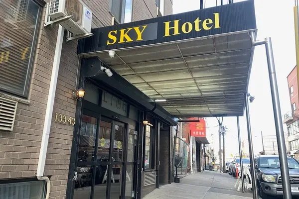 Photo 1 - Sky Hotel Flushing/LaGuardia Airport