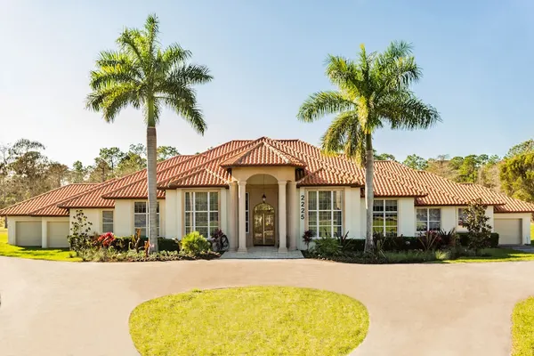 Photo 1 - Knickerbocker Estate of Naples 22