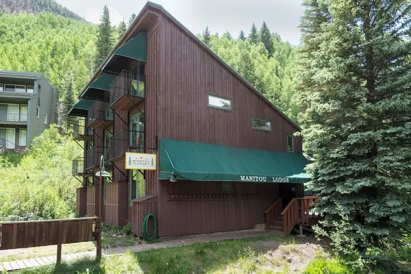 Photo 1 - Manitou Lodge 2 Hotel Room by Alpine Lodging Telluride