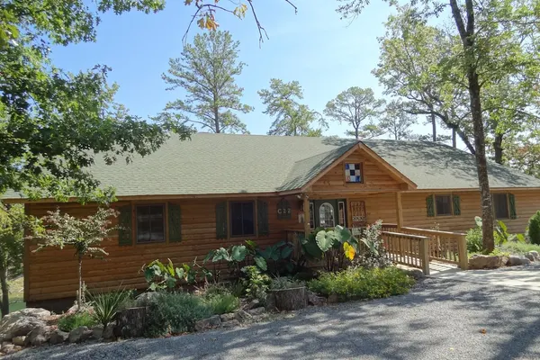 Photo 1 - Luxury three bedroom, three bath cottage with hot overlooking Lake Ouachita. by RedAwning