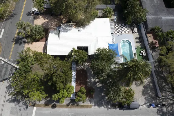 Photo 1 - Tarpon River Retreat