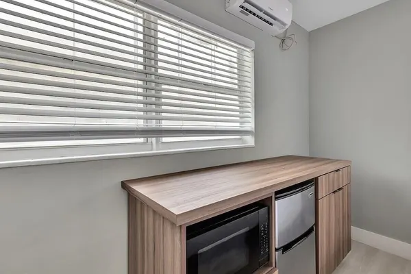 Photo 1 - 1BR Getaway by Dania & Hollywood Beach