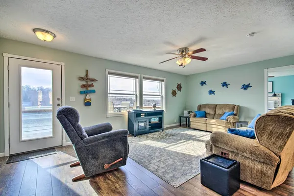 Photo 1 - Gravois Mills Home: Boating Vacation!