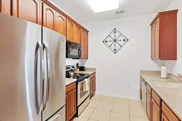 Photo 1 - 4814 Cayview Avenue #406