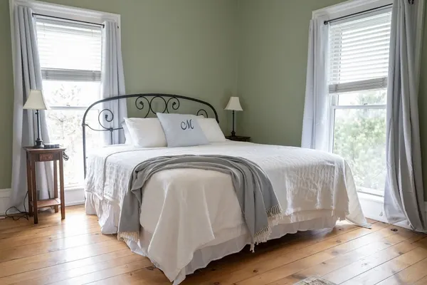 Photo 1 - Minerva Bed and Breakfast