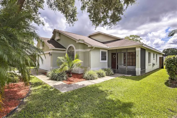 Photo 1 - Lakefront Brandon Home w/ Patio & Screened Lanai!