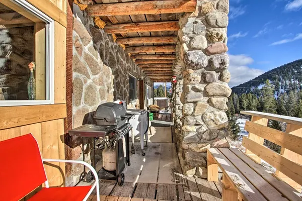 Photo 1 - 'sasquatch Inn' Retreat Near Fishing & Hunting!
