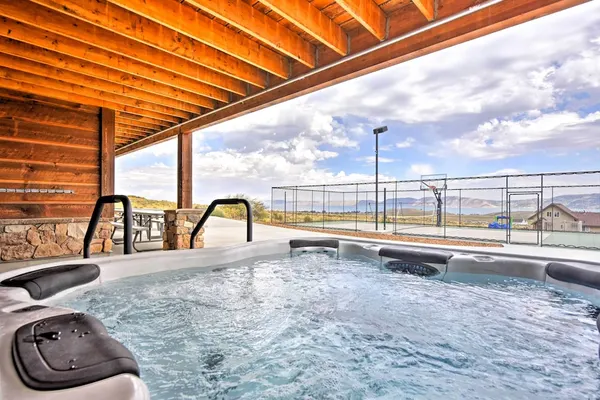 Photo 1 - Cabin w/ Beach Access, Sport Court, Hot Tub & View