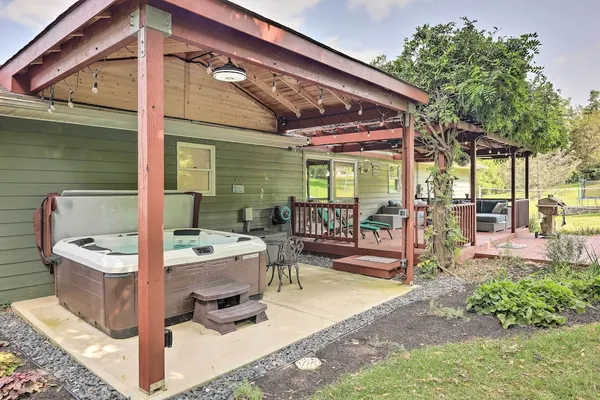 Photo 1 - Family-friendly Brookville Home w/ Hot Tub!