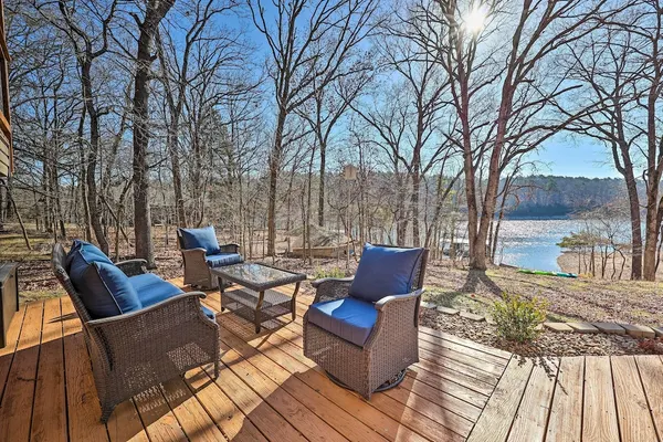 Photo 1 - Cozy Beaver Lake Cabin w/ Waterfront View & Kayaks