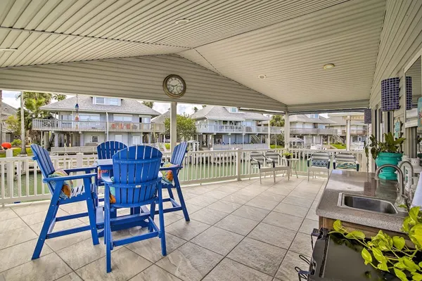 Photo 1 - Bright Port Isabel Getaway w/ Waterfront View
