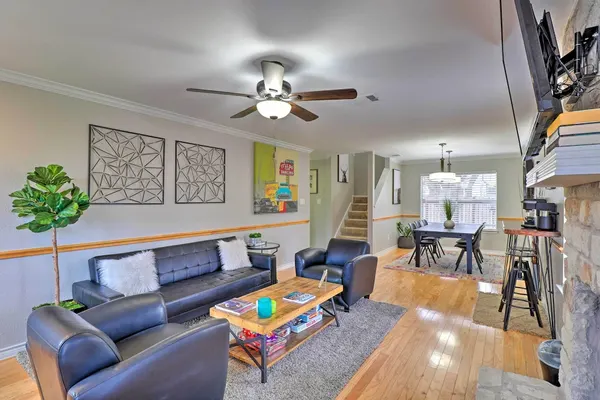Photo 1 - Austin Abode w/ Deck & Grill - 15 Mi to Dtwn!
