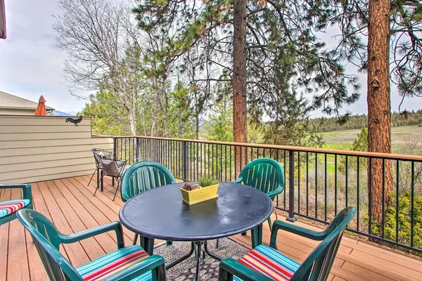 Photo 1 - Stunning Townhome Near Upper Klamath Lake!