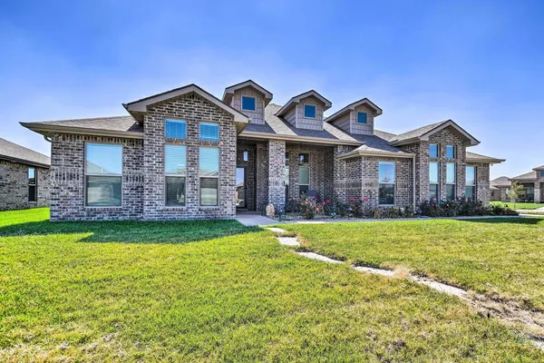 Photo 1 - Modern Amarillo House w/ Fire Pit + Hot Tub!